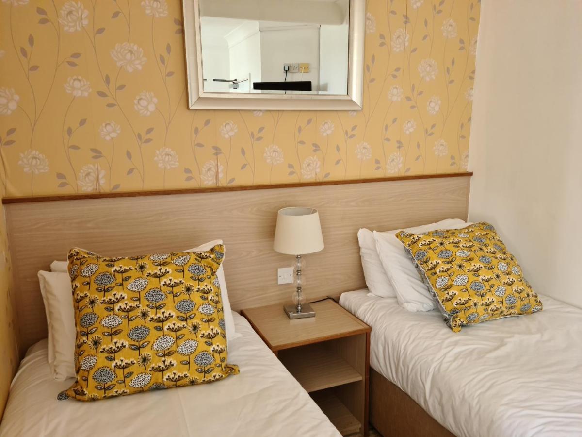 Carbeile Inn Torpoint Cameră foto